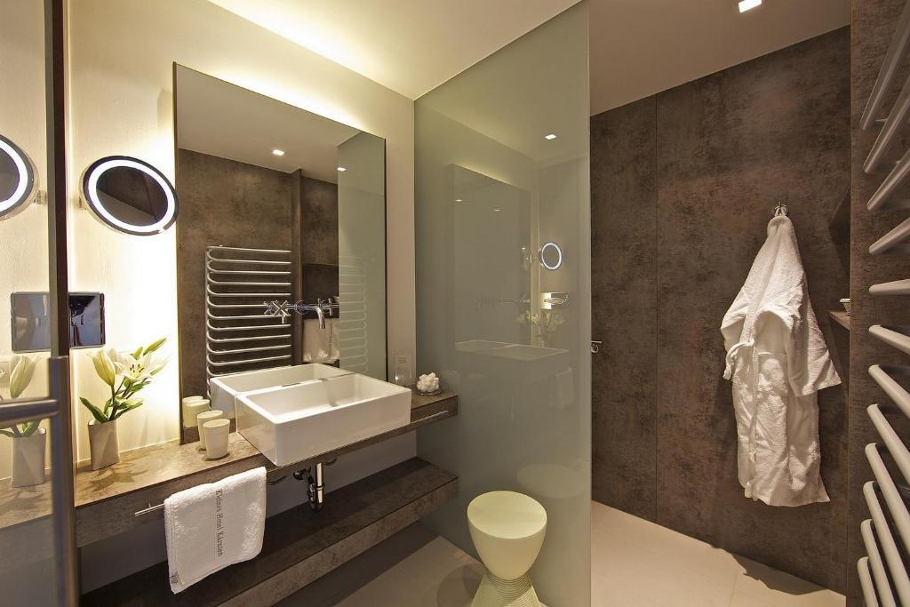 Kleines Hotel Kaernten Филлах Экстерьер фото