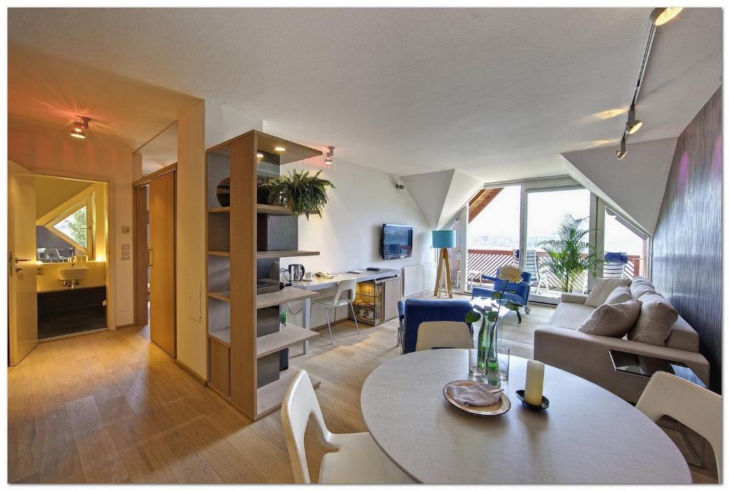 Kleines Hotel Kaernten Филлах Экстерьер фото